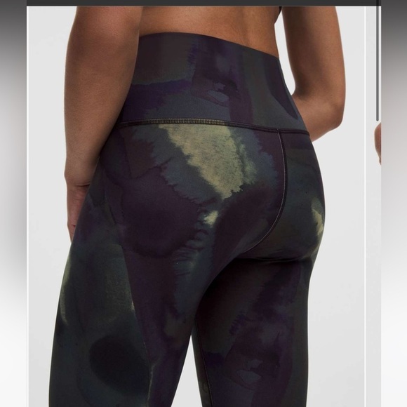 Lululemon Wunder Train High-Rise‎ Tight 28" Ink Islands Burnside Multi Si… - Picture 3 of 4